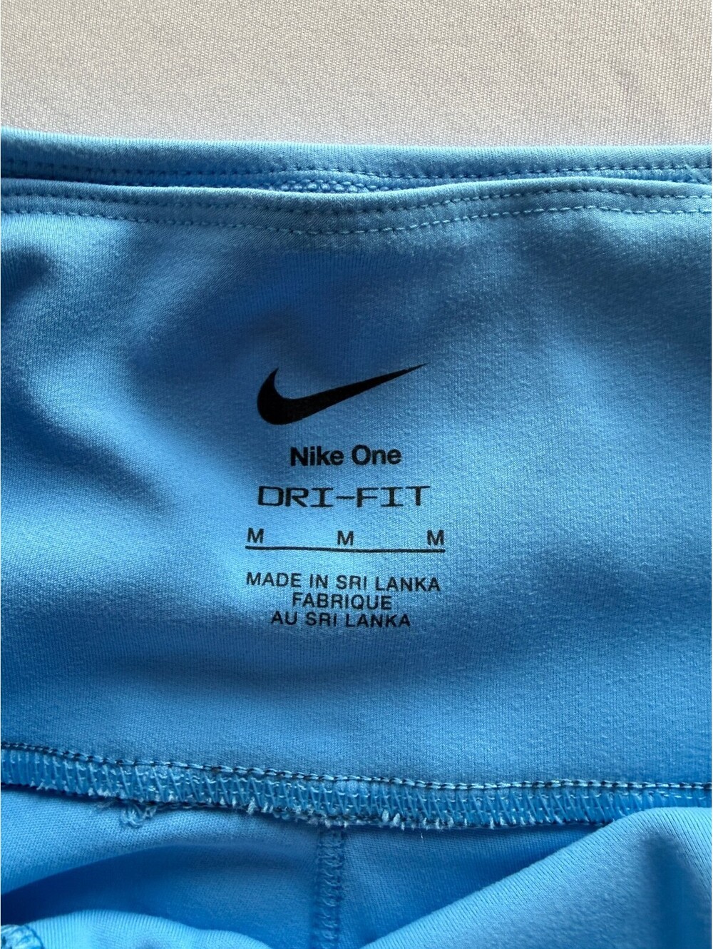 Nike One Women’s Medium Blue Dri-FIT High-Rise Ankle Leggings - Picture 5 of 6